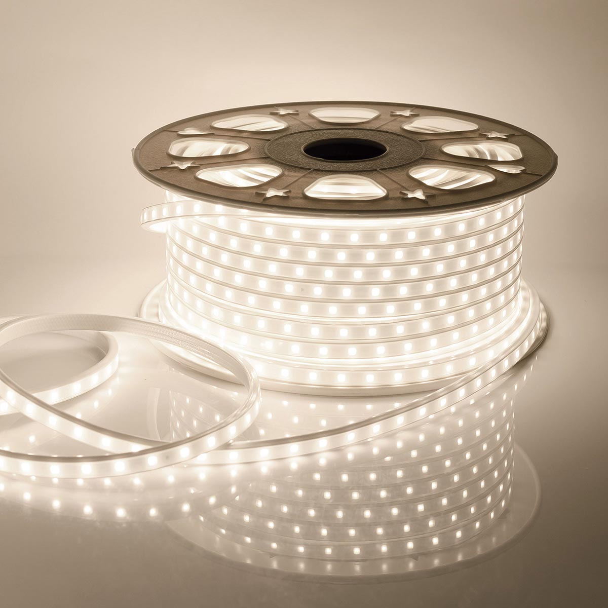 Светодиодная влагозащищенная лента Apeyron 6W/m 60LED/m 2835SMD теплый белый 50M 10-63, 10-63
Светодиодная влагозащищенная лента Apeyron 6W/m 60LED/m 2835SMD теплый белый 50M 10-63, 10-63