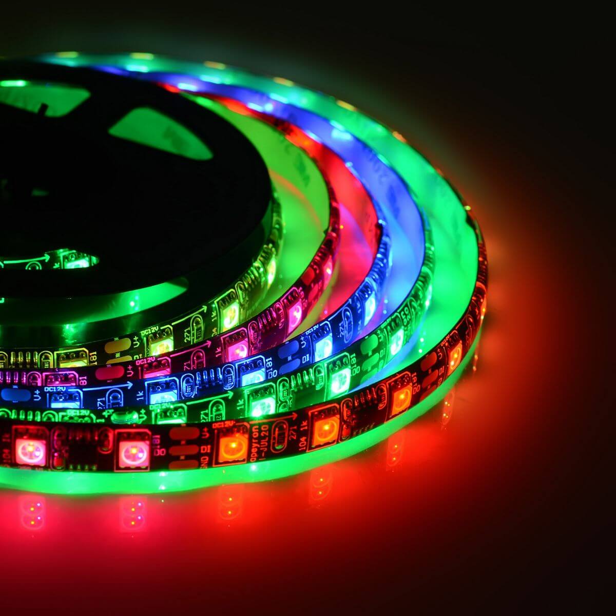 Светодиодная влагозащищенная лента Apeyron 14,4W/m 60Led/m 5050SMD разноцветная 2M 86ЦЛ, Черный, 86ЦЛ
Светодиодная влагозащищенная лента Apeyron 14,4W/m 60Led/m 5050SMD разноцветная 2M 86ЦЛ, Черный, 86ЦЛ