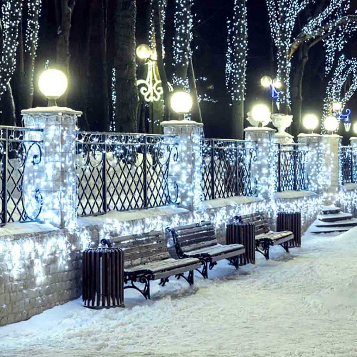 Уличная светодиодная гирлянда Ardecoled бахрома 230V холодный белый ARD-Edge-Classic-2400X600-White-88Led-Pulse White 034917, 034917 ARD-Edge-Classic
Уличная светодиодная гирлянда Ardecoled бахрома 230V холодный белый ARD-Edge-Classic-2400X600-White-88Led-Pulse White 034917, 034917 ARD-Edge-Classic