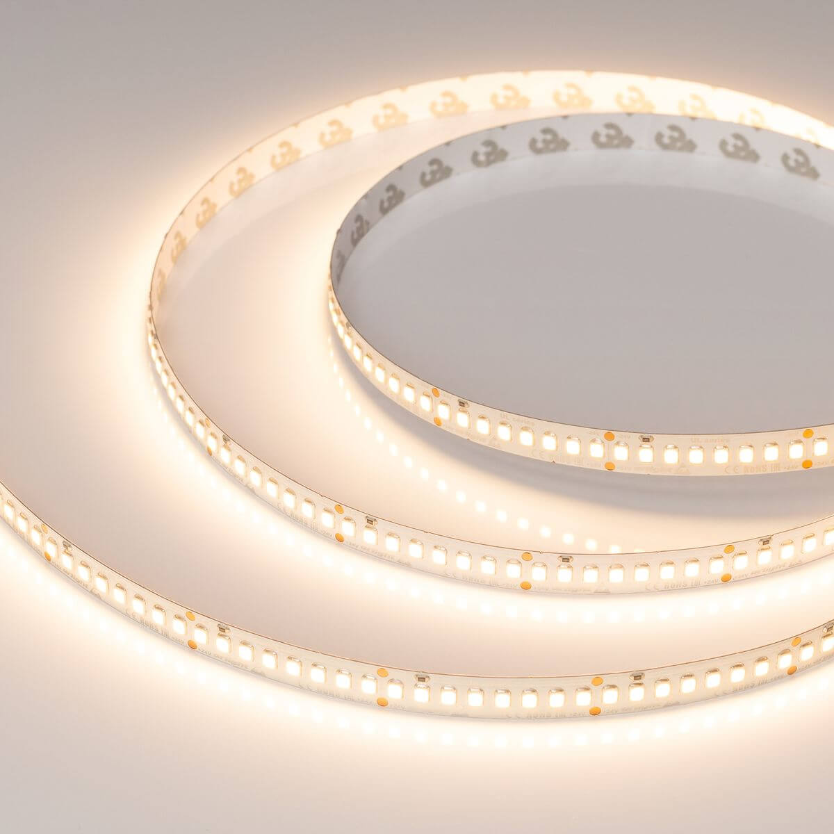 Светодиодная лента Arlight 20W/m 200LED/m 2835SMD теплый белый 5M UL-A200-10mm 24V Warm2700 037222, 037222 UL открытая
Светодиодная лента Arlight 20W/m 200LED/m 2835SMD теплый белый 5M UL-A200-10mm 24V Warm2700 037222, 037222 UL открытая