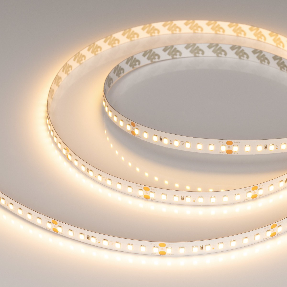 Светодиодная лента Arlight 7,7W/m 144LED/m 2835SMD теплый белый 5M RT-A144-10mm 24V Warm2700 038781, 038781 RT открытая
Светодиодная лента Arlight 7,7W/m 144LED/m 2835SMD теплый белый 5M RT-A144-10mm 24V Warm2700 038781, 038781 RT открытая