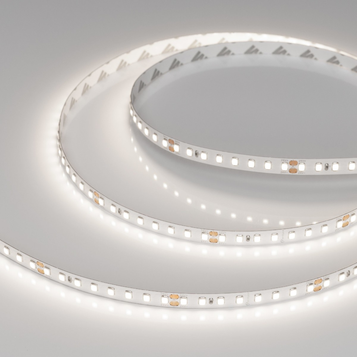 Светодиодная лента Arlight 9,6W/m 128LED/m 2835SMD дневной белый 5M RT-A128-8mm 24V Day5000 038756, 038756 RT открытая
Светодиодная лента Arlight 9,6W/m 128LED/m 2835SMD дневной белый 5M RT-A128-8mm 24V Day5000 038756, 038756 RT открытая