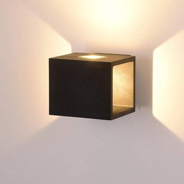 Уличный настенный светодиодный светильник DesignLed JY Kub LWA0100A-BL-WW 002795, Черный, 002795 JY Kub
Уличный настенный светодиодный светильник DesignLed JY Kub LWA0100A-BL-WW 002795, Черный, 002795 JY Kub