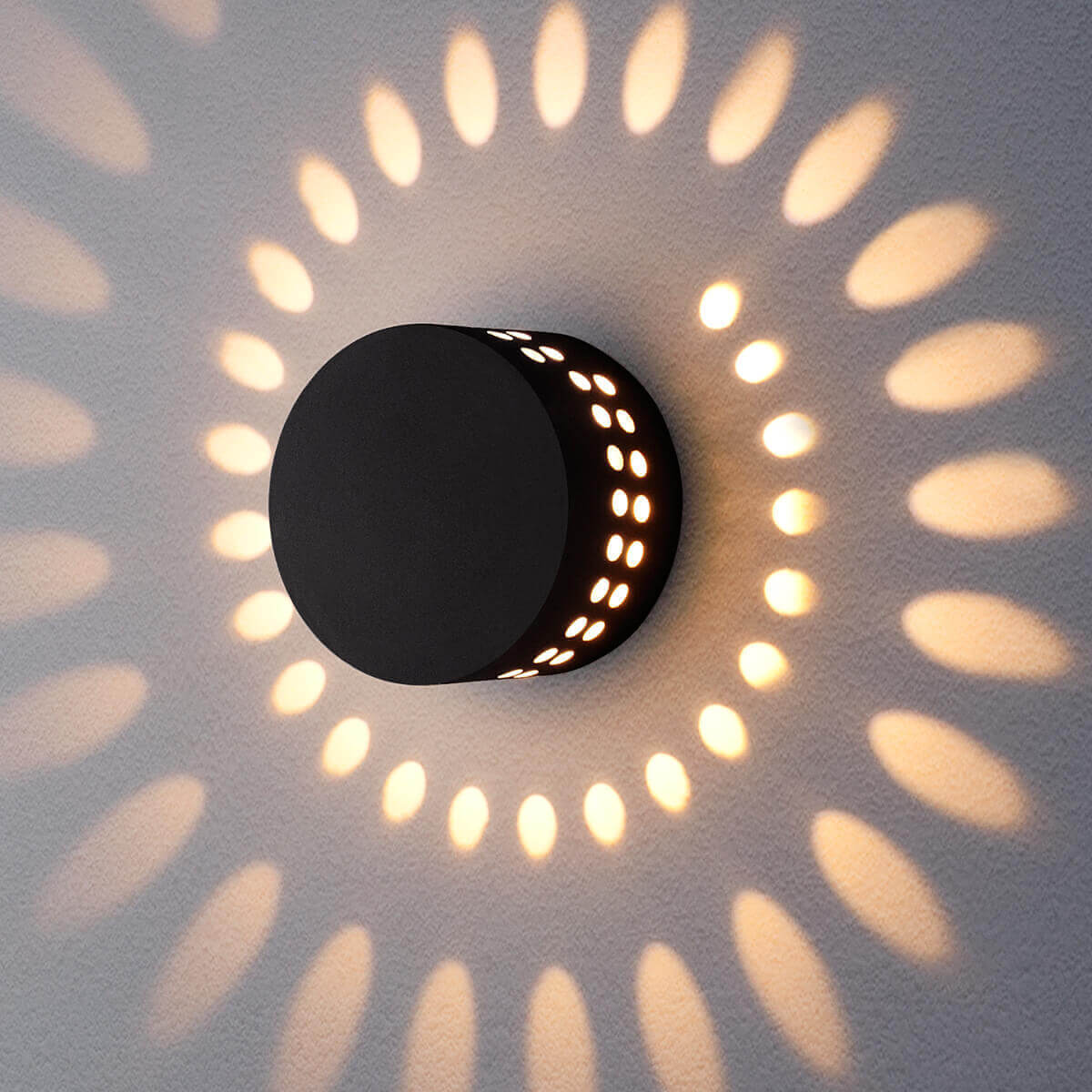 Уличный настенный светодиодный светильник Elektrostandard 1585 Techno LED Arkada a039997, Черный, 4690389116490 Arkada
Уличный настенный светодиодный светильник Elektrostandard 1585 Techno LED Arkada a039997, Черный, 4690389116490 Arkada