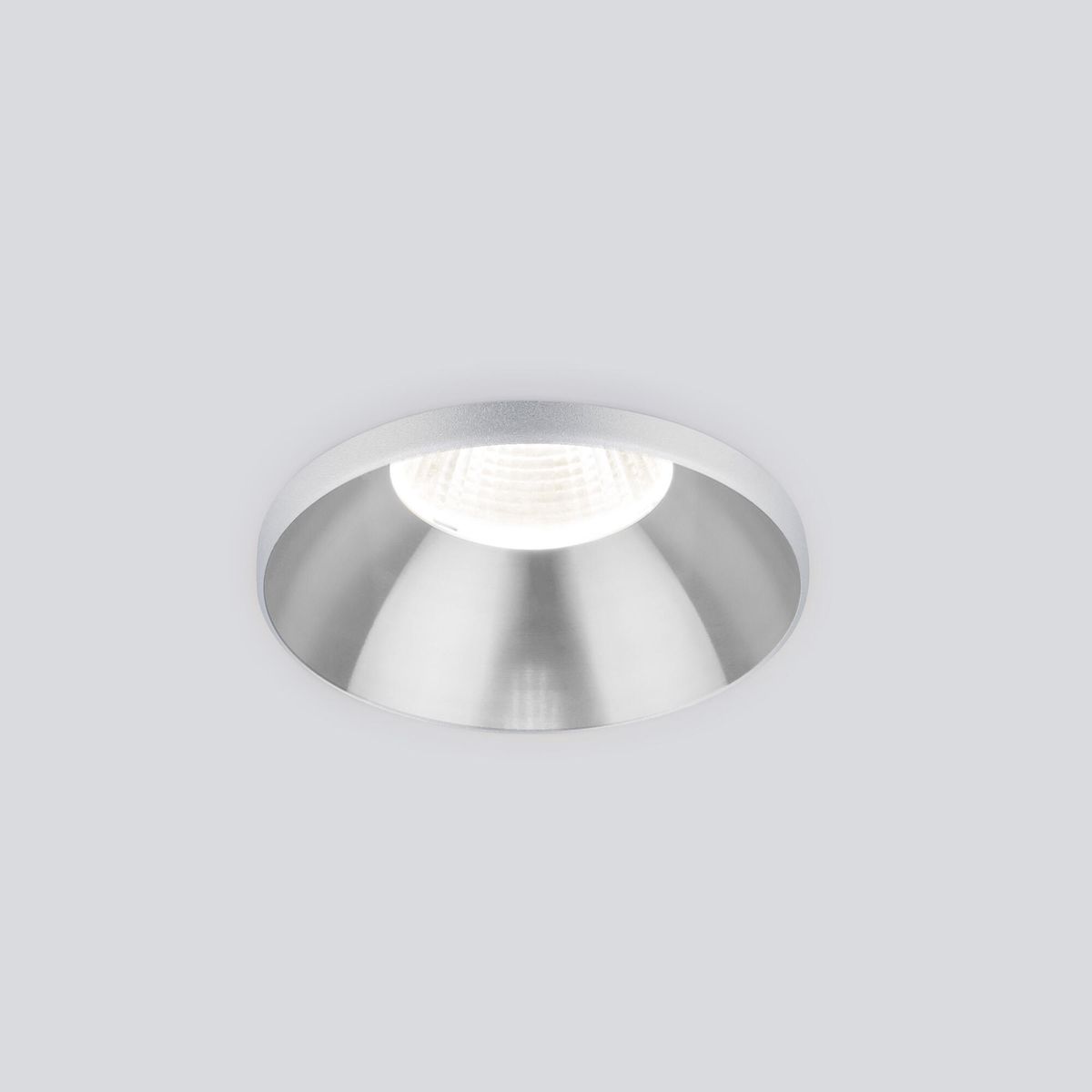 Встраиваемый светодиодный светильник Elektrostandard 25026/Led 7W 4200K SL серебро a056782, 4690389177354 25026
Встраиваемый светодиодный светильник Elektrostandard 25026/Led 7W 4200K SL серебро a056782, 4690389177354 25026
