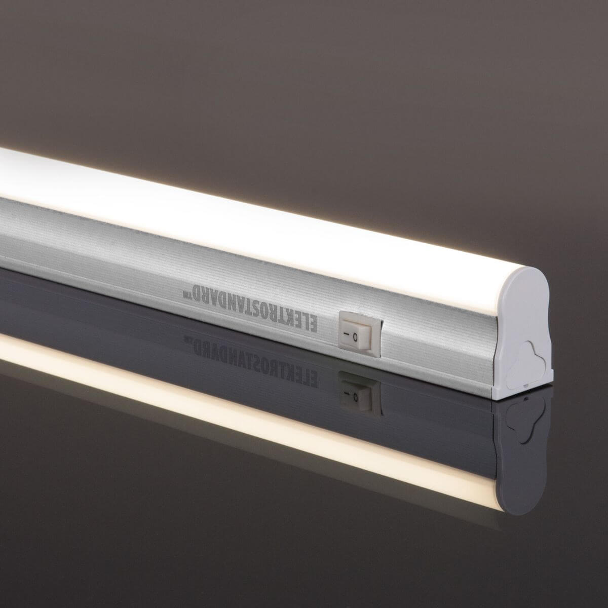 Настенный светодиодный светильник Elektrostandard Stick 55001/Led a057219, Белый, 4690389178016 Stick
Настенный светодиодный светильник Elektrostandard Stick 55001/Led a057219, Белый, 4690389178016 Stick
