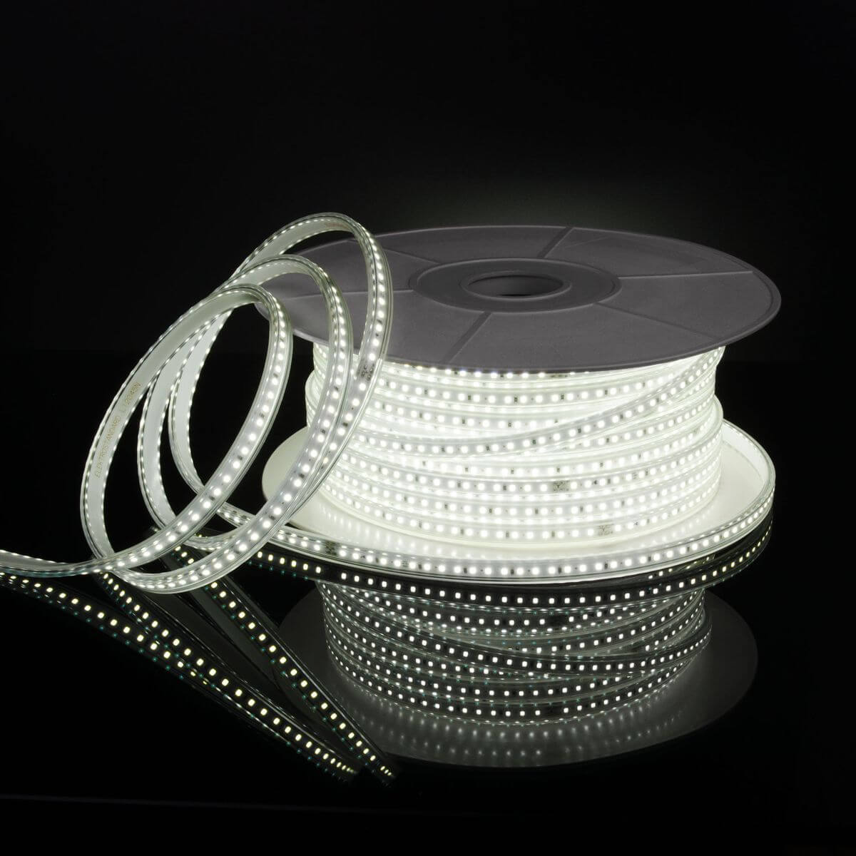 Светодиодная влагозащищенная лента Elektrostandard 14,4W/m 120LED/m 2835SMD холодный белый 50M a053640, 4690389170973 LS015 220V
Светодиодная влагозащищенная лента Elektrostandard 14,4W/m 120LED/m 2835SMD холодный белый 50M a053640, 4690389170973 LS015 220V