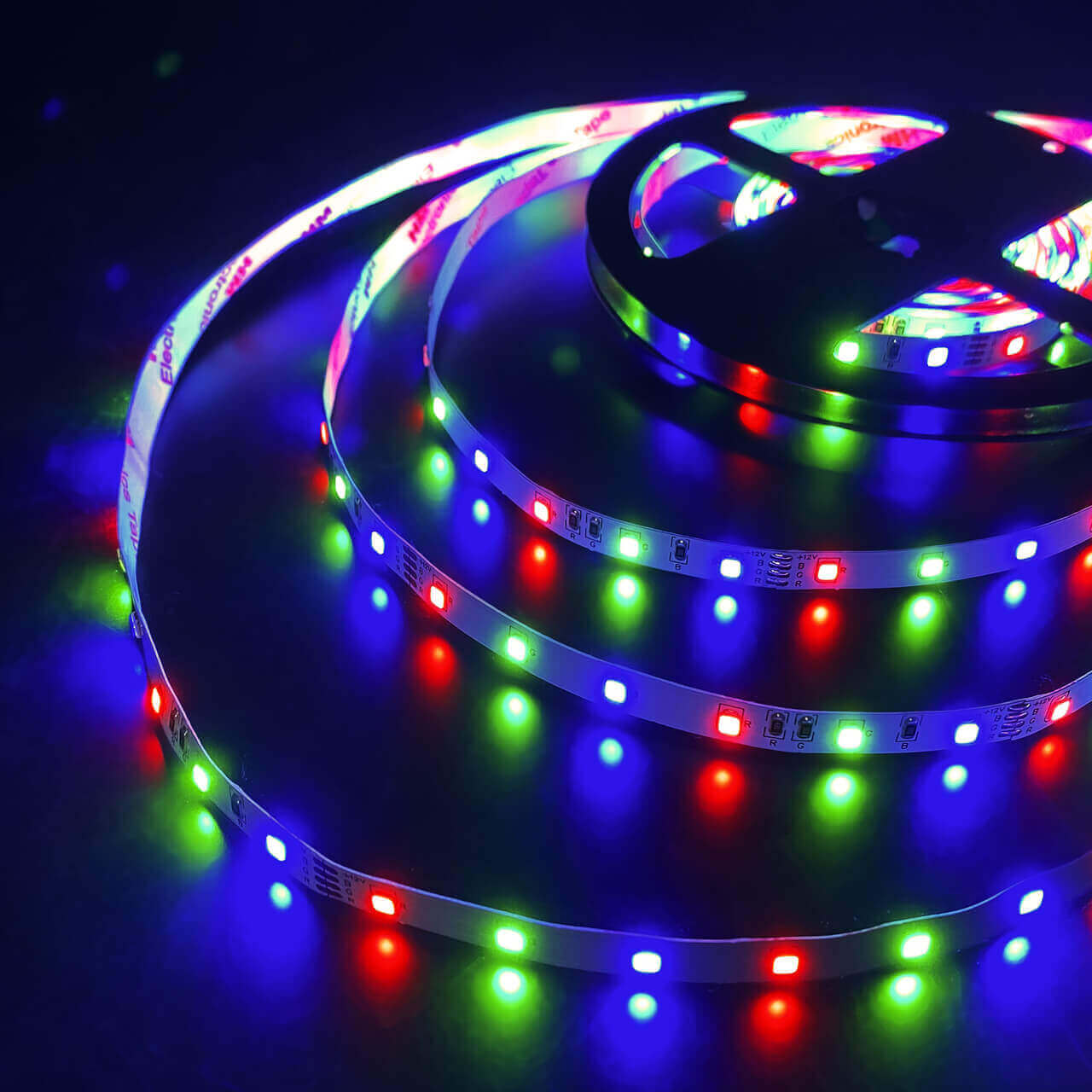 Светодиодная лента Elektrostandard 4,8W/m 60LED/m 2835SMD RGB 5M a050578, Разноцветный, 4690389154911 12V 4,8W IP20
Светодиодная лента Elektrostandard 4,8W/m 60LED/m 2835SMD RGB 5M a050578, Разноцветный, 4690389154911 12V 4,8W IP20