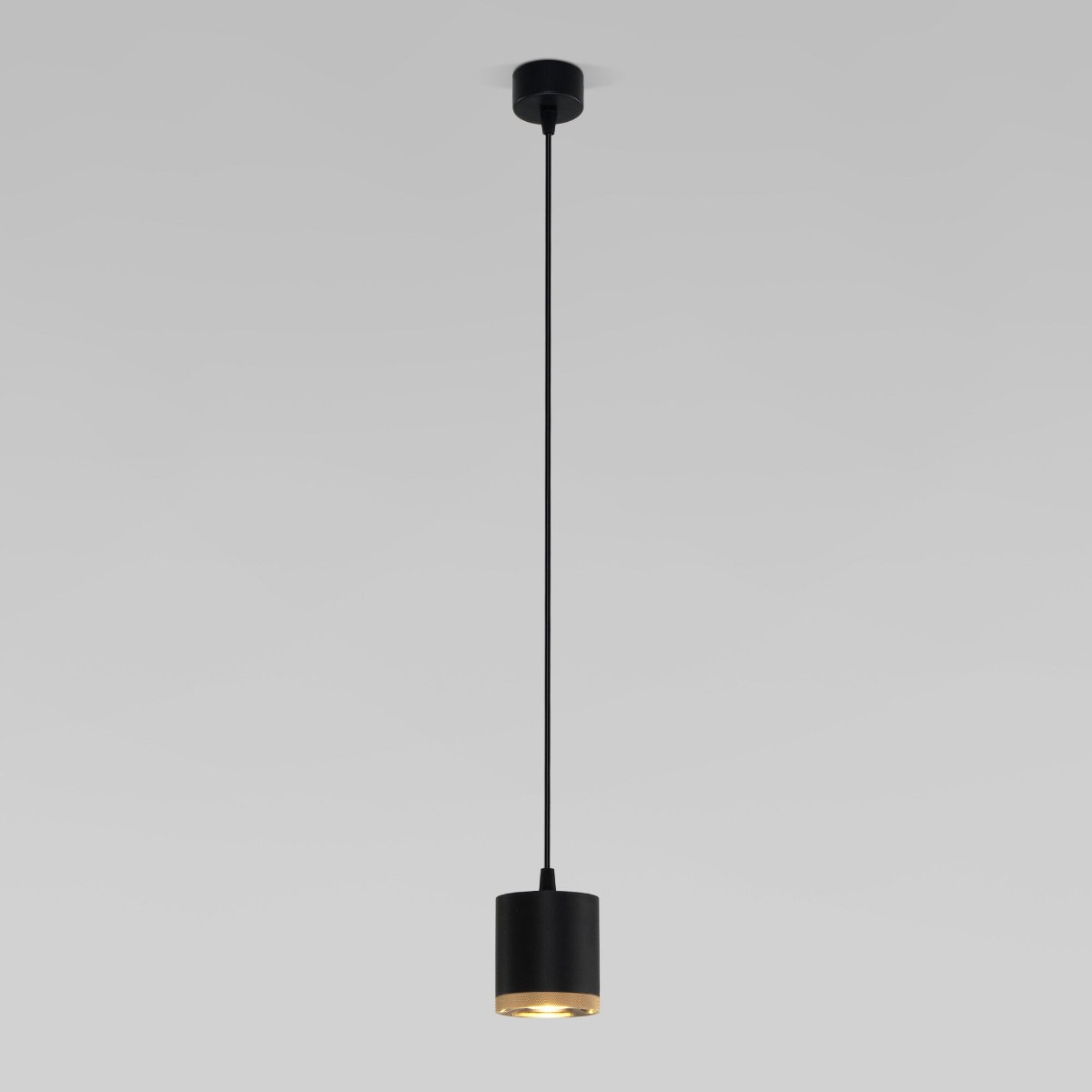 Подвесной светодиодный светильник Elektrostandard Lead 50243 LED черный a062413, 4690389192050 Lead
Подвесной светодиодный светильник Elektrostandard Lead 50243 LED черный a062413, 4690389192050 Lead