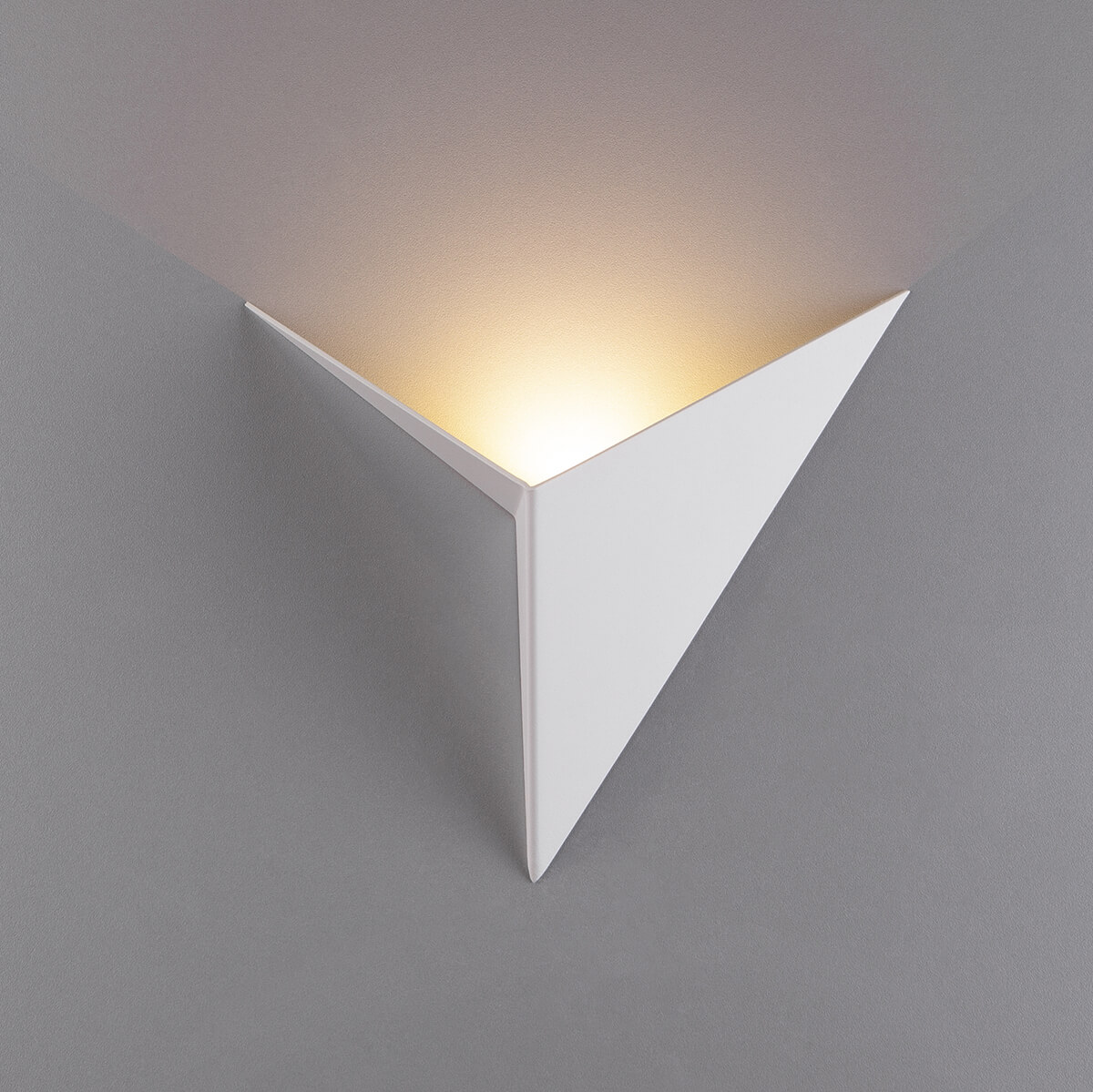 Настенный светодиодный светильник Elektrostandard Parete Led белый a038823, 4690389109027 Parete Led
Настенный светодиодный светильник Elektrostandard Parete Led белый a038823, 4690389109027 Parete Led