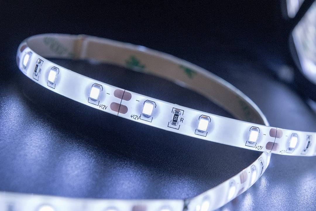 Светодиодная влагозащищенная лента SWG 4,8W/m 60LED/m 2835SMD холодный белый 5M 001682, 001682 SWG260
Светодиодная влагозащищенная лента SWG 4,8W/m 60LED/m 2835SMD холодный белый 5M 001682, 001682 SWG260