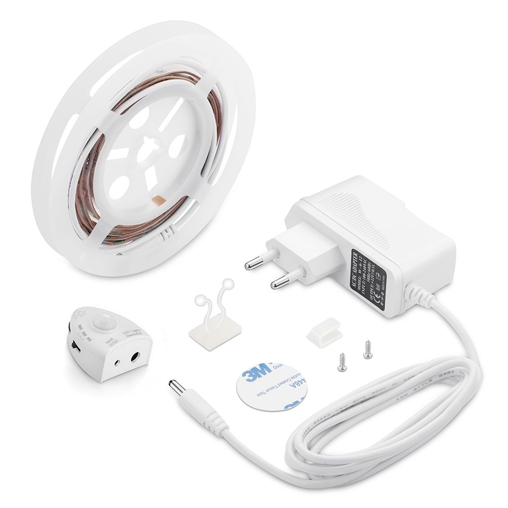 

Светодиодная влагозащищенная лента Apeyron 2,4W/m 30LED/m 2835SMD теплый белый 1,2M 10-89, 10-89