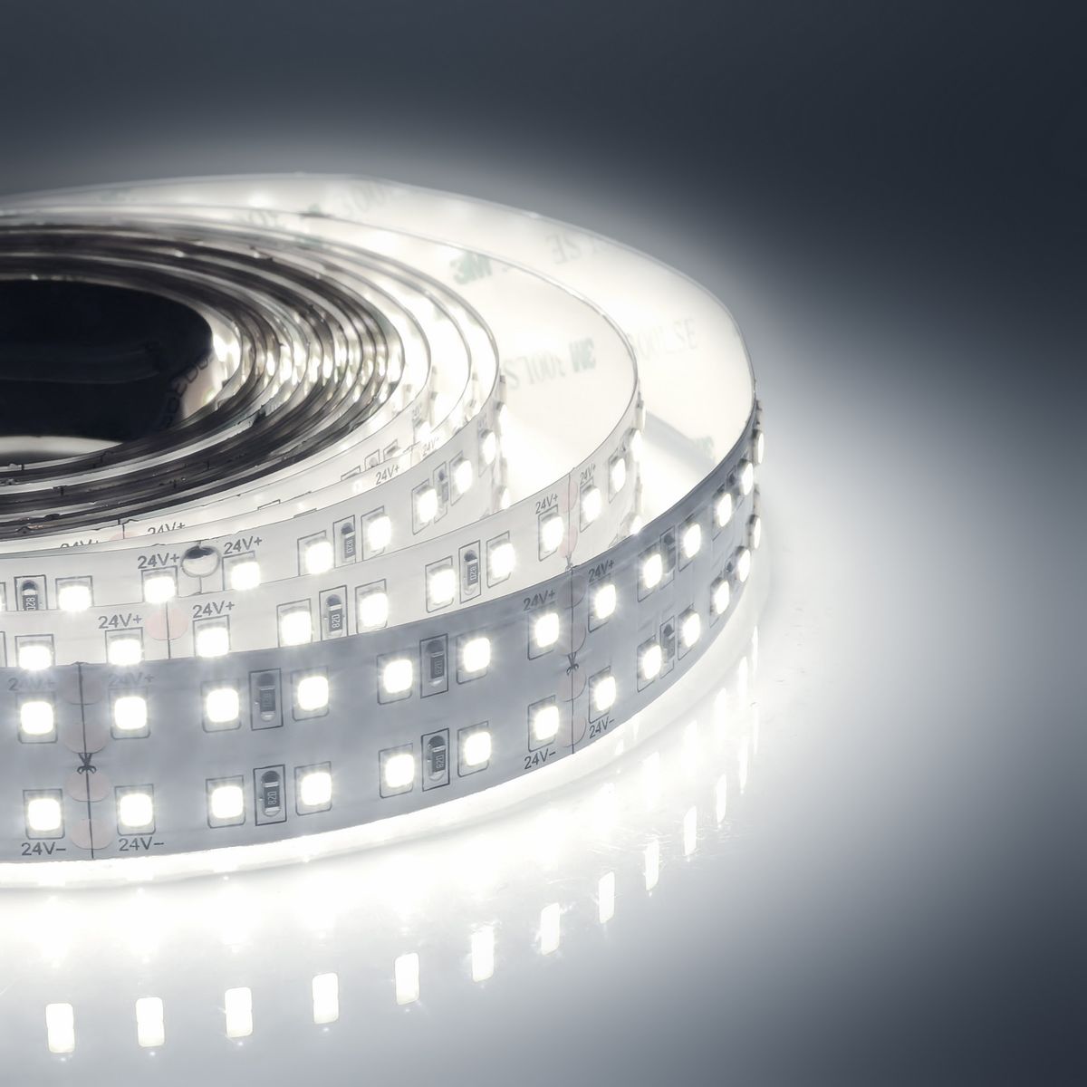 

Светодиодная лента Apeyron 38W/m 240LED/m 2835SMD холодный белый 5M 00-305, 00-305