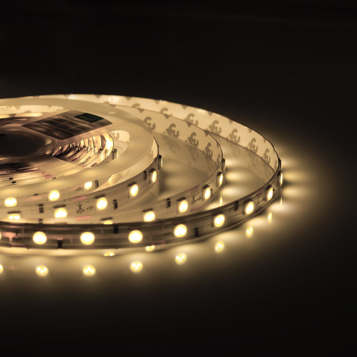 

Светодиодная влагозащищенная лента Apeyron 14,4W/m 60LED/m 5050SMD теплый белый 5M 00-74, 00-74