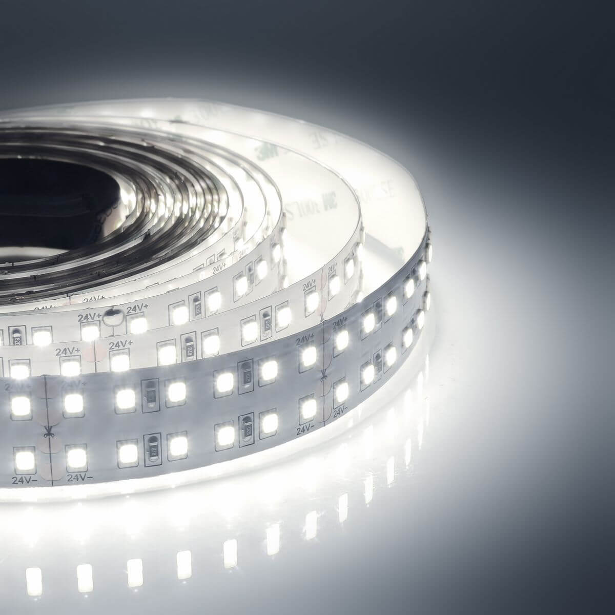 

Светодиодная лента Apeyron 38W/m 240Led/m 2835SMD дневной белый 2M 255BL, 255BL