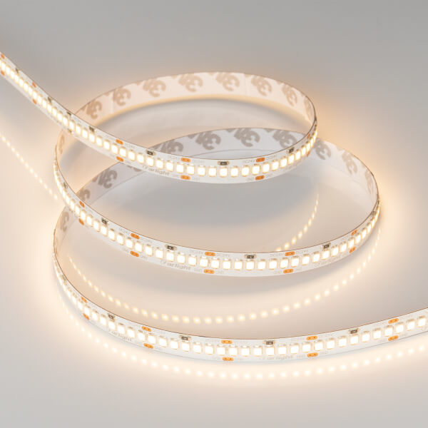 

Светодиодная лента Arlight 11W/m 252LED/m 2835SMD теплый белый 5M 022653(2), 022653(2) RT открытая