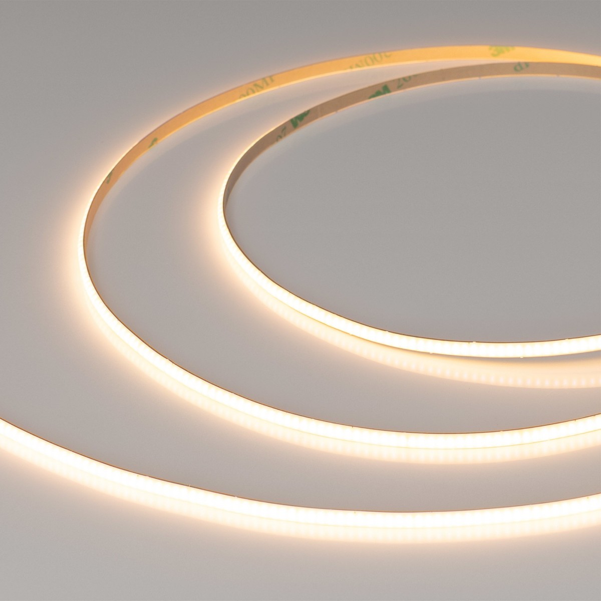 

Светодиодная лента Arlight 4W/m 480LED/m CSPSMD теплый белый 3,5M COB-X480-4mm 24V Warm2700 039050, 039050 COB открытая