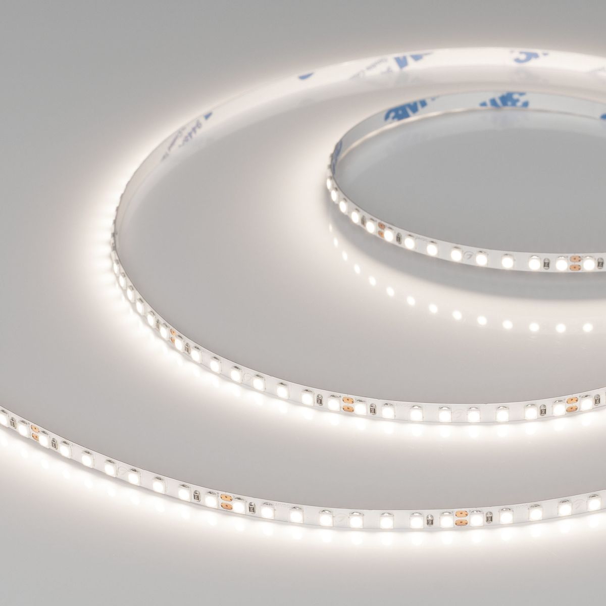 

Светодиодная лента Arlight 9,6W/m 160LED/m 2835SMD дневной белый 5M RT-A160-5mm 24V Day4000 037800, 037800 RT открытая
