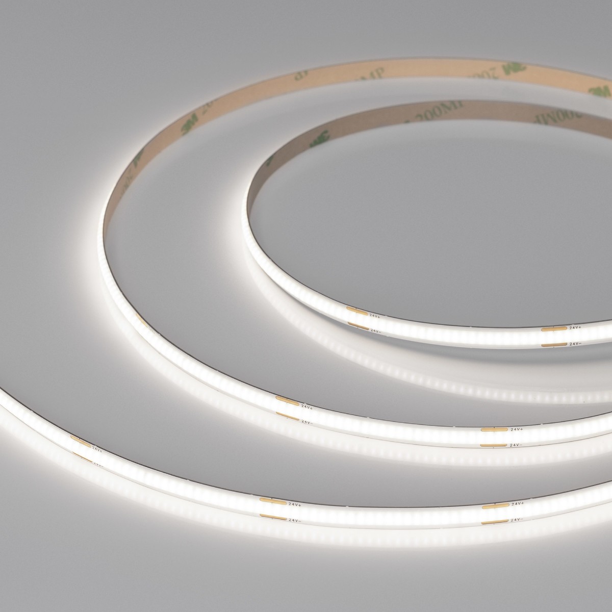 

Светодиодная лента Arlight 6W/m 480LED/m CSPSMD холодный белый 4M COB-X480-6mm 24V White6000 039052, 039052 COB открытая