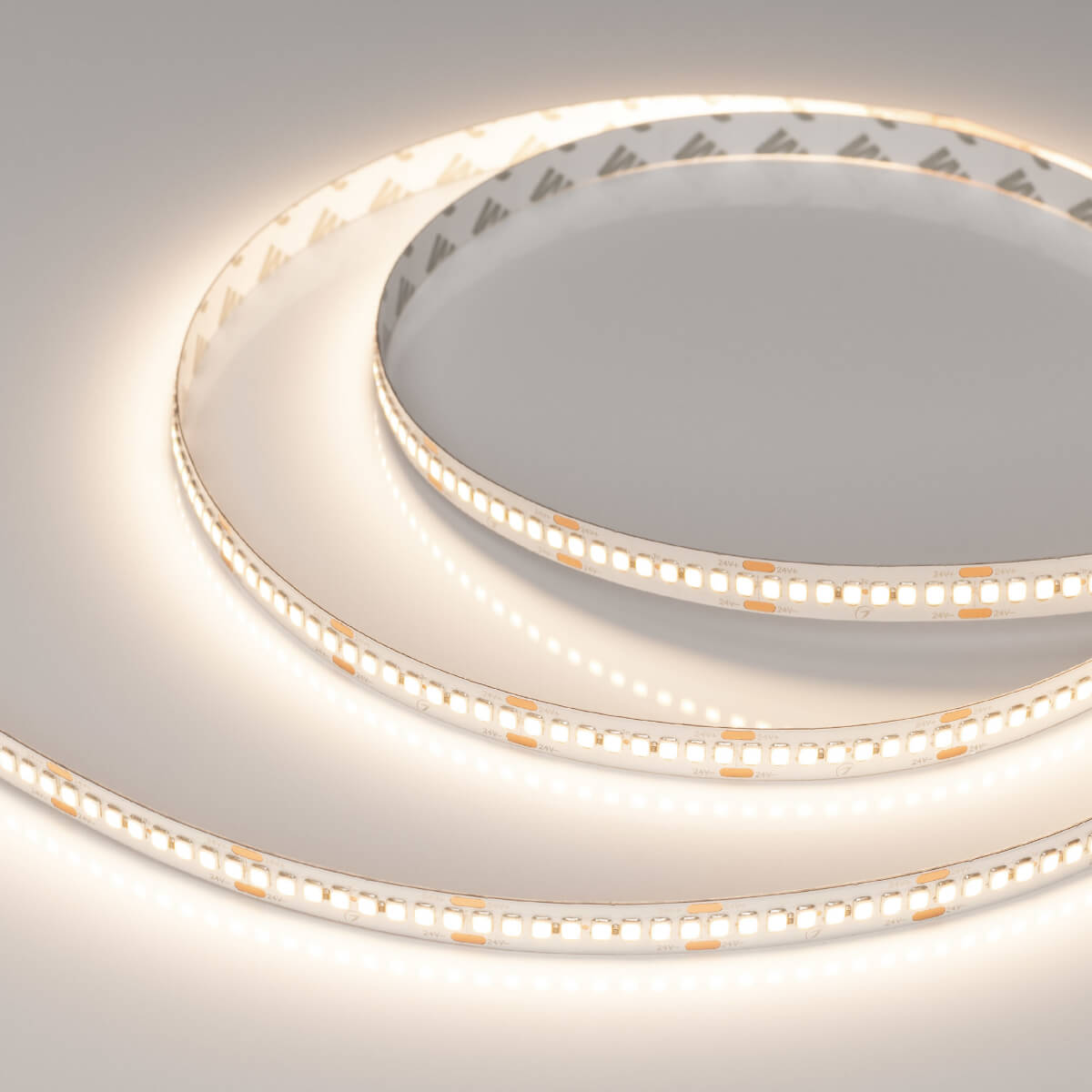 

Светодиодная лента Alright 9,6W/m 120LED/m 2835SMD дневной белый 30M 038804, 038804