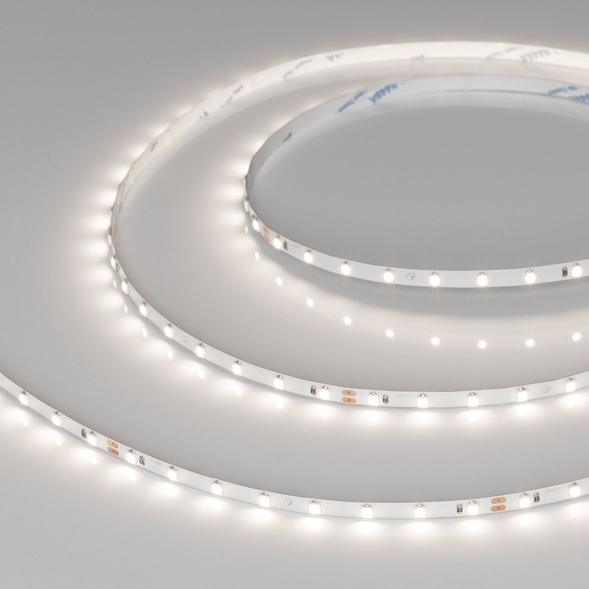 

Светодиодная лента Arlight 5W/m 80LED/m 2835SMD дневной белый 5M RT-A80-5mm 24V Day4000 037795, 037795 RT-A80
