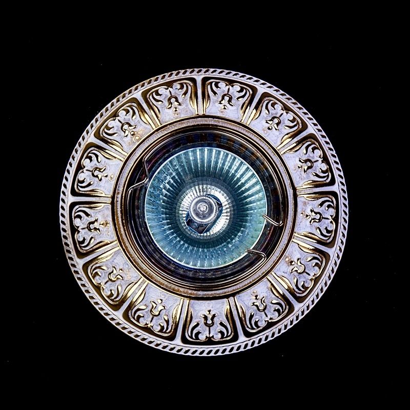 

Встраиваемый светильник Artglass Spot 50 White Gold, Белый, Spot 50 White Gold Spot
