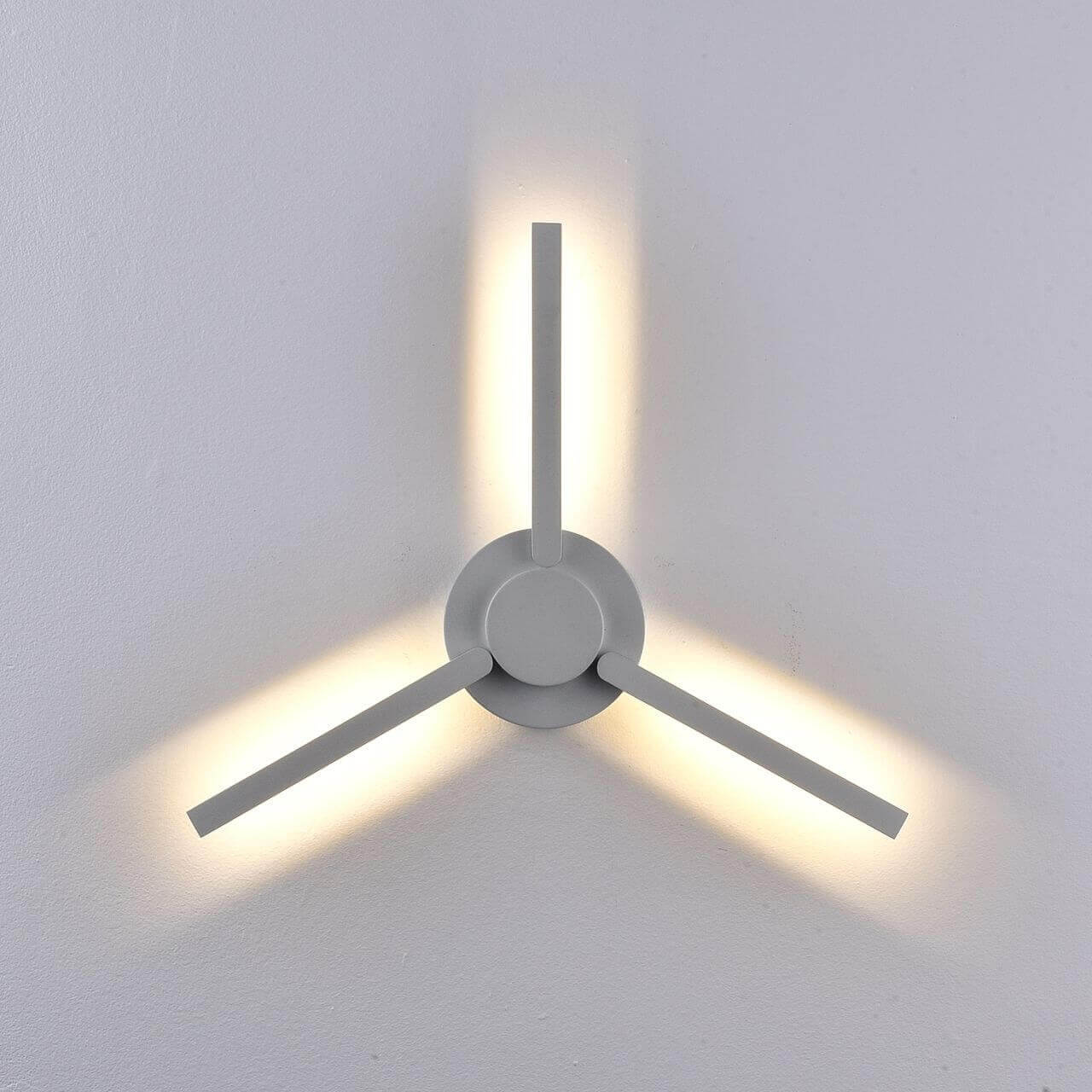 

Уличный настенный светодиодный светильник Elektrostandard 1665 Techno LED Lever белый 4690389119682