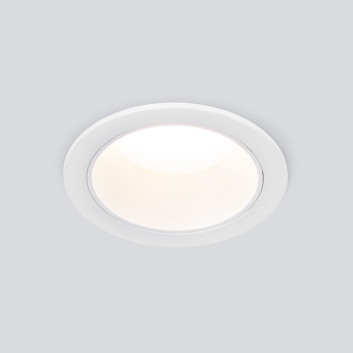 

Встраиваемый светодиодный светильник Elektrostandard Basic 25082/LED 7W 4200K белый a062940, 4690389194016 Basic