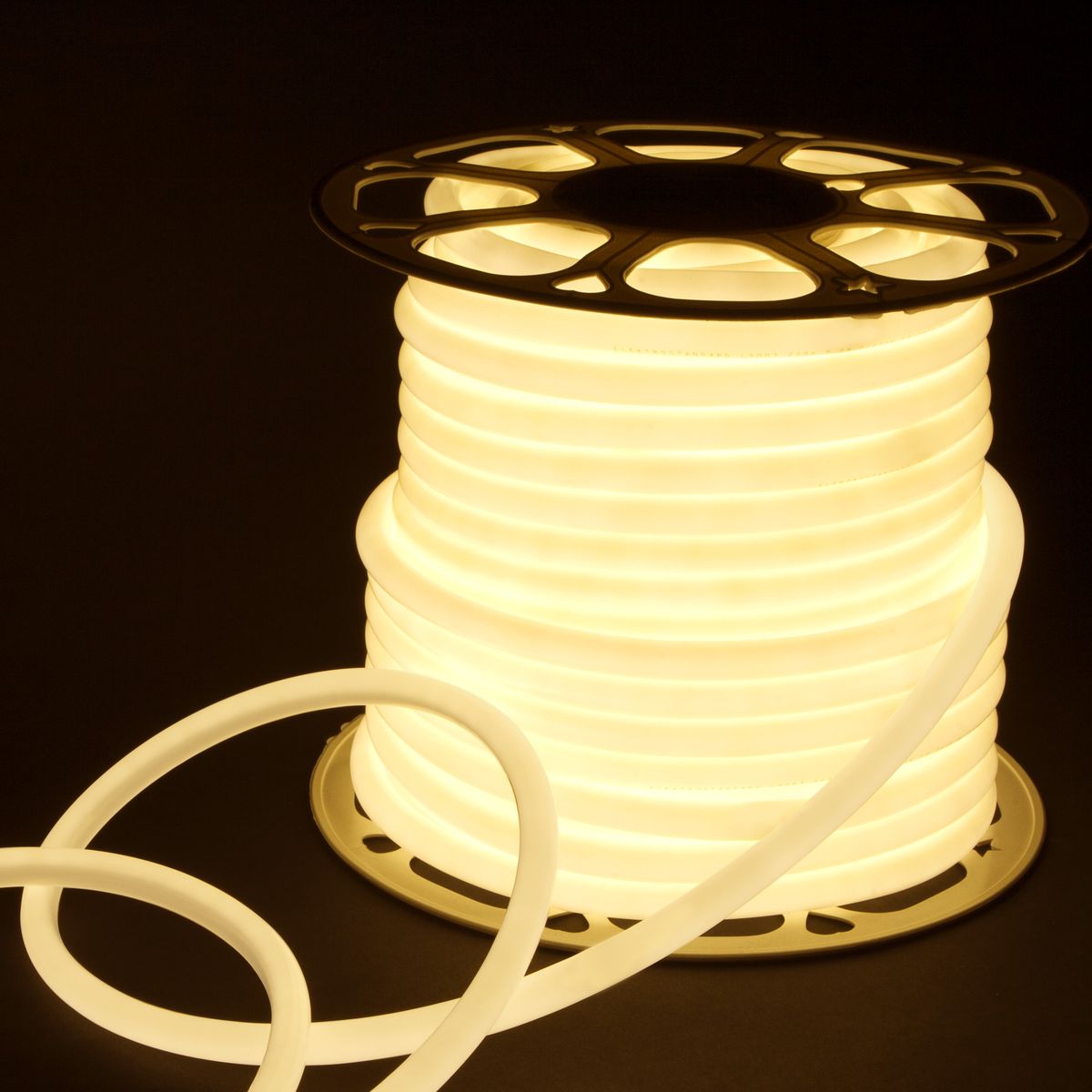 

Гибкий неон Elektrostandard 9,6W/m 144LED/m 2835SMD дневной белый 50M a052996, 4690389167461 LS 003 220V 9,6 IP67