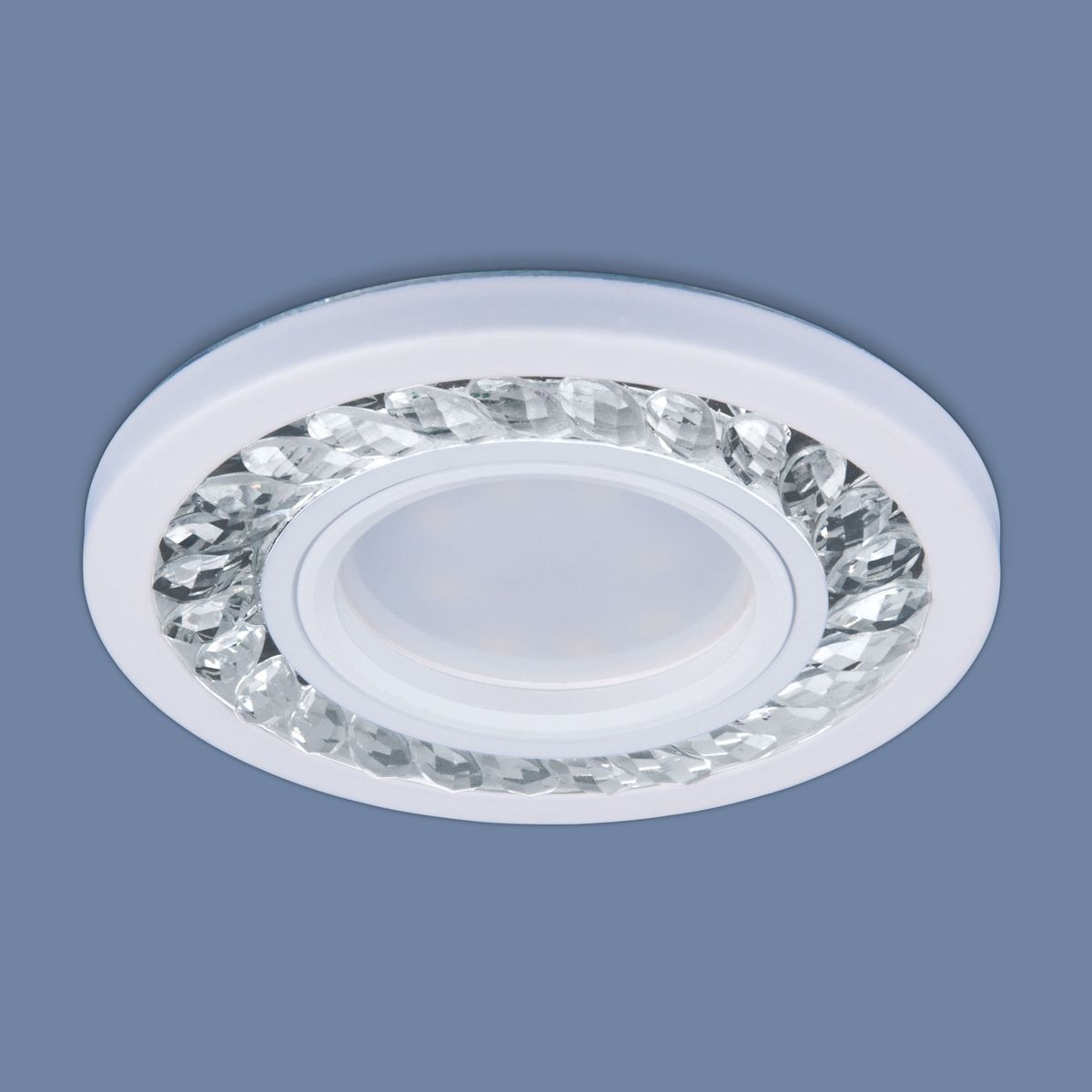 

Встраиваемый светильник Elektrostandard 8355 MR16 CL/WH прозрачный/белый a049340, 4690389041068 8355