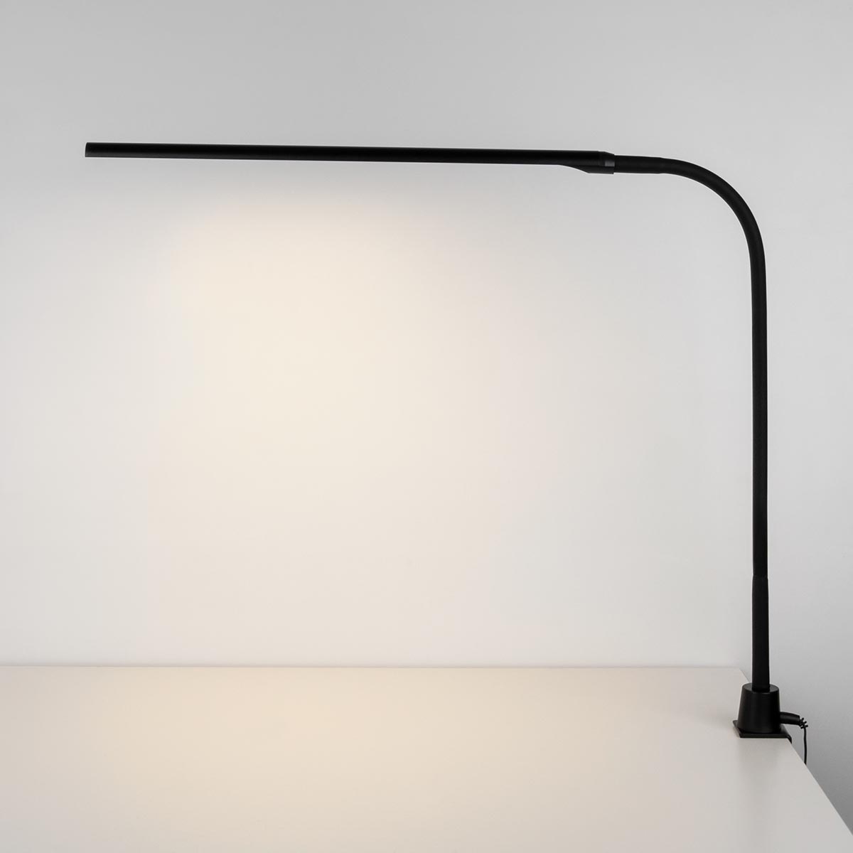 Настольная лампа Eurosvet Flex 80429/1 черный от ВамСвет