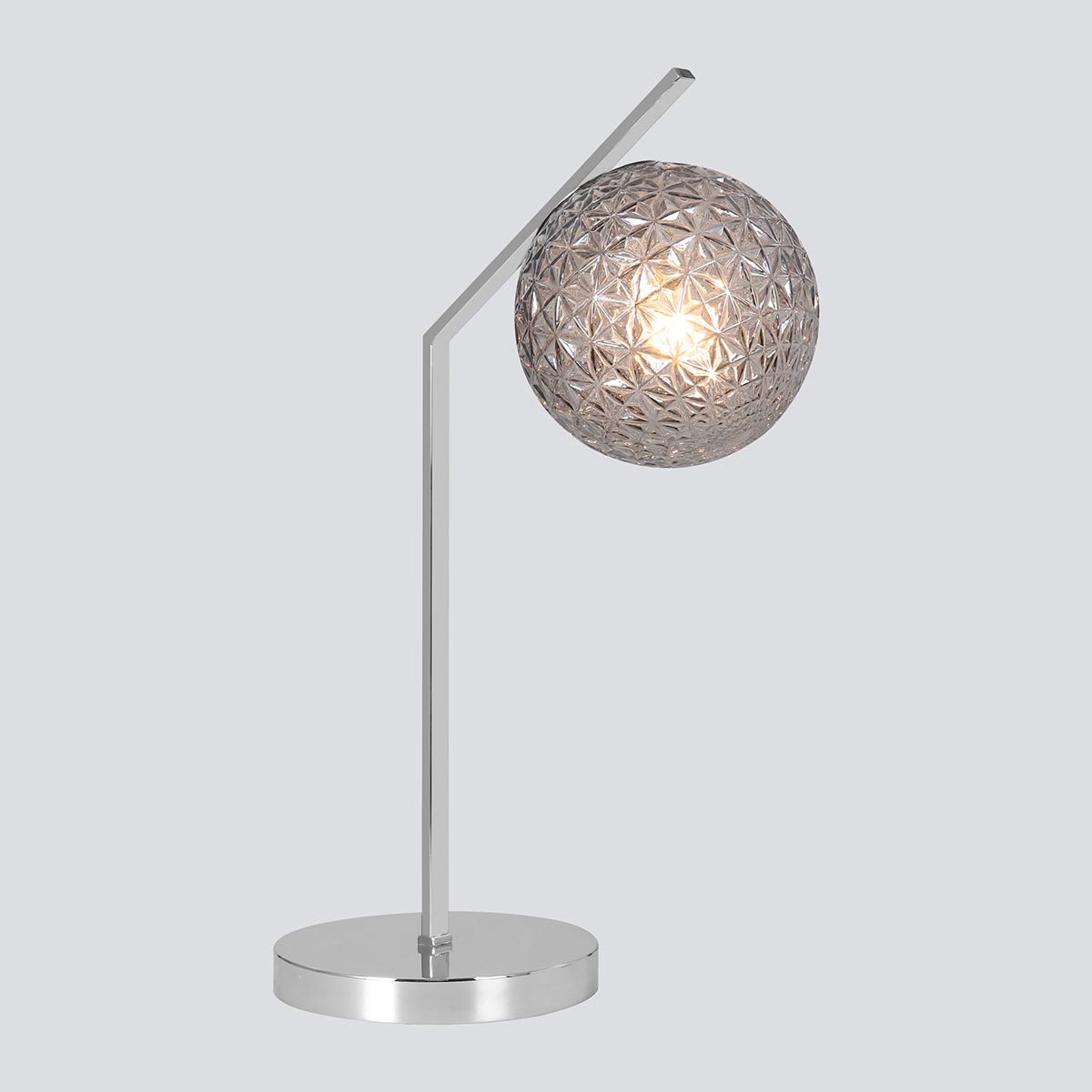 

Настольная лампа Eurosvet Shape 01213/1 хром, Дымчатый, 01213/1 хром Shape