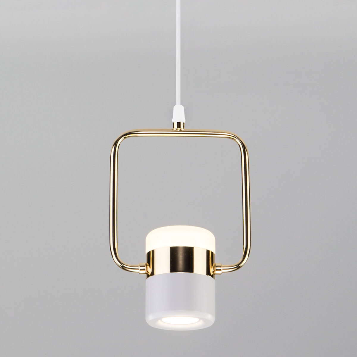 

Подвесной светодиодный светильник Eurosvet Oskar 50165/1 LED золото/белый, Золотой, 50165/1 LED золото/белый Oskar