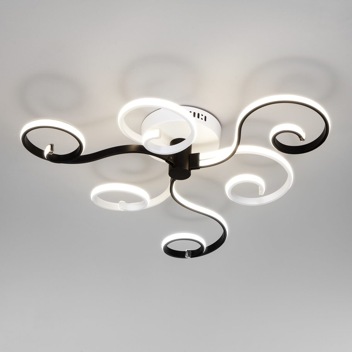 

Потолочный светодиодный светильник Eurosvet Friori 90149/3 белый/черный, 90149/3 белый/черный Friori