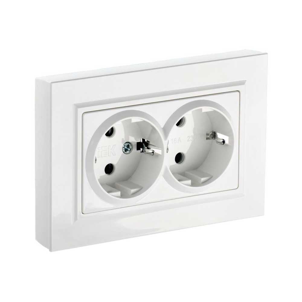 

Розетка двойная 2P+PE IEK Brite со шторками белая BR-R24-16-K01-F, Белый, BR-R24-16-K01-F Brite белая