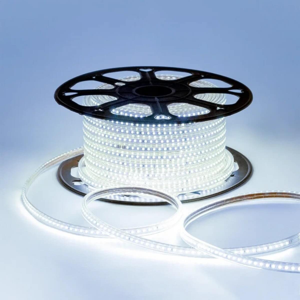 

Светодиодная влагозащищенная лента OGM 7W/m 120LED/m 2835SMD холодный белый 50M O17-09, O17-09