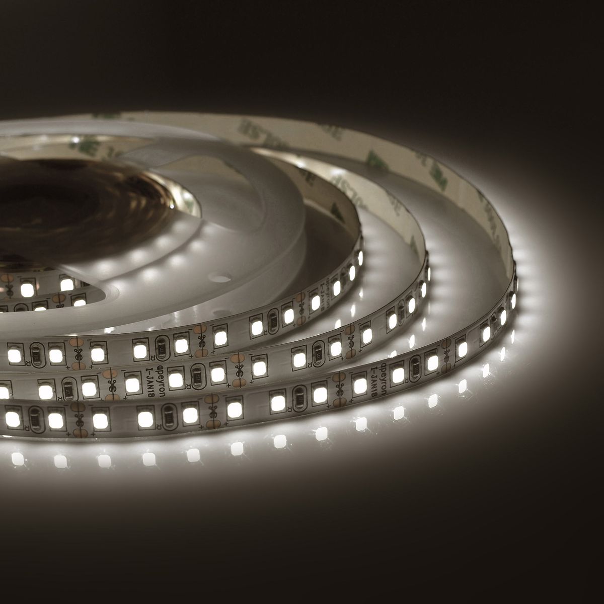 

Светодиодная лента OGM 9,6W/m 120LED/m 2835SMD теплый белый 5M LSE-146, LSE-146