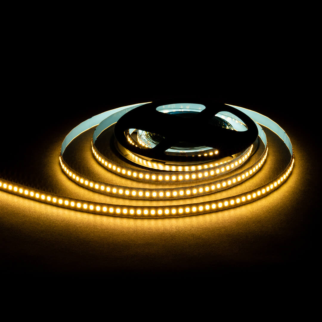 

Светодиодная лента OGM 14,4W/m 180LED/m 2835SMD теплый белый 5M LSE-262, LSE-262