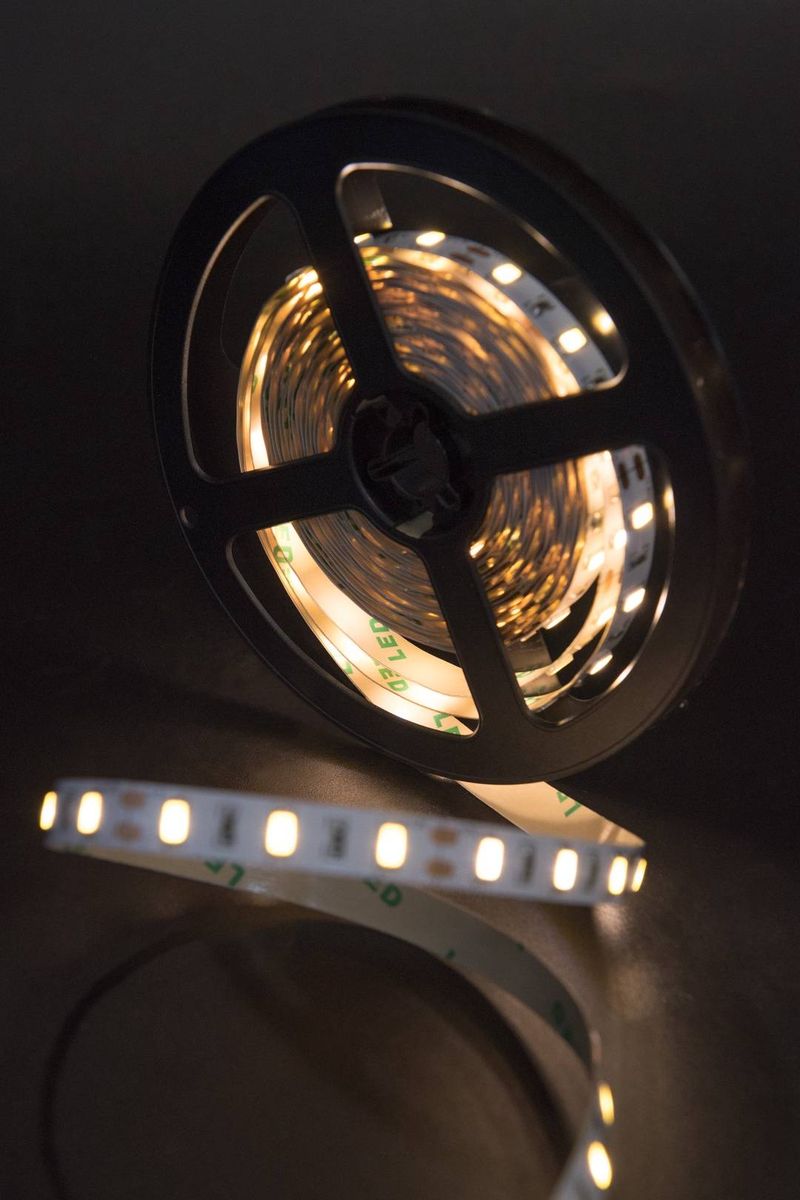 

Светодиодная лента SWG 12W/m 60LED/m 5630SMD теплый белый 5M 001690, 001690 SWG660