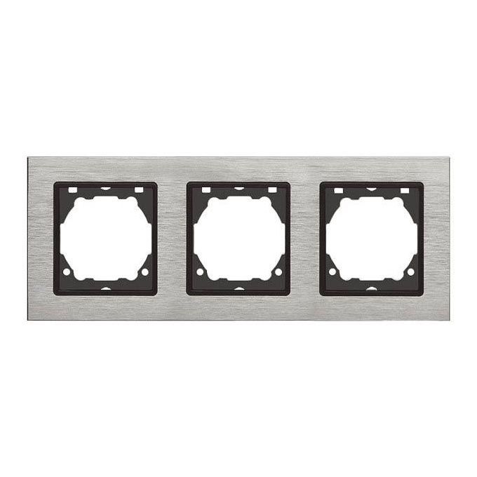 

Рамка 3-постовая Vesta-Electric Exclusive Silver Metallic серебро FRM050301STA, FRM050301STA Silver Metallic