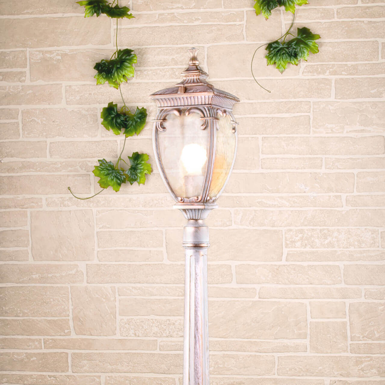 Уличный светильник Elektrostandard Andromeda F GLYF-8024F белое золото ...