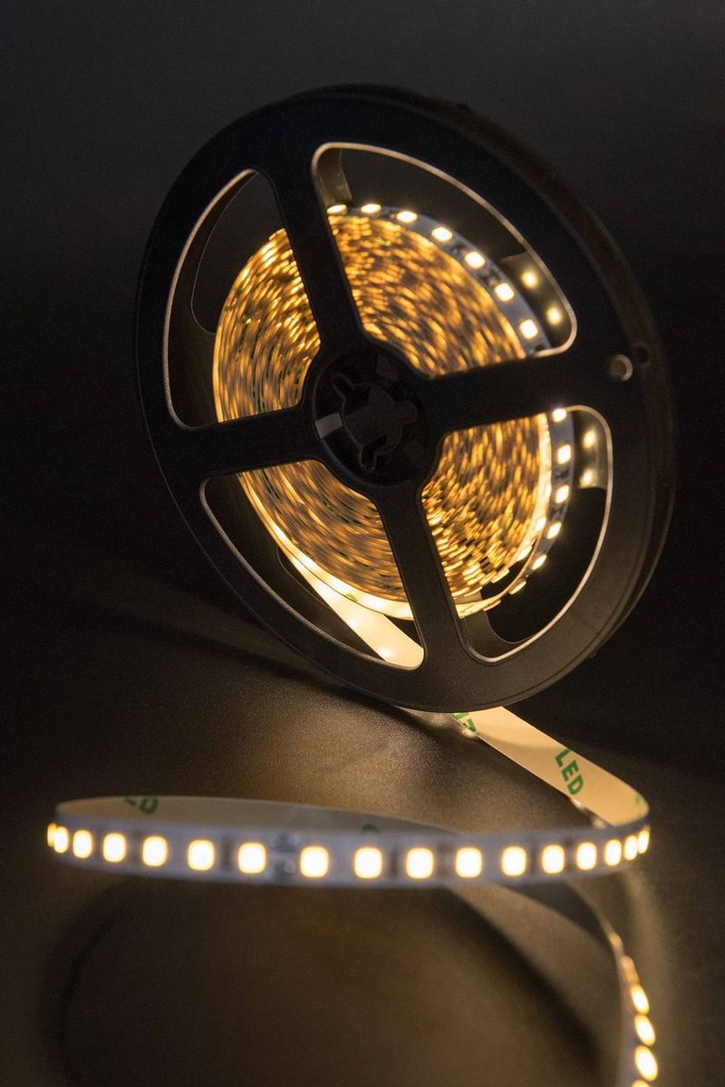 Светодиодная лента SWG 9,6W/m 120LED/m 2835SMD теплый белый 5M 001684 ⚡ ...