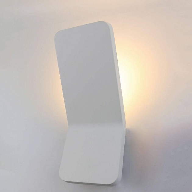 Настенный светодиодный светильник Arte Lamp Scorcio A8053AL-1WH фото 2