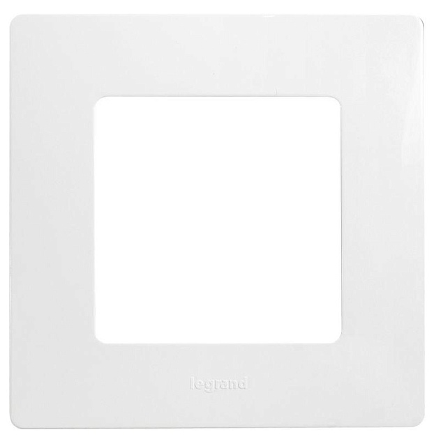 Рамка 1-постовая Legrand Etika белая 672501 Фото № 1
