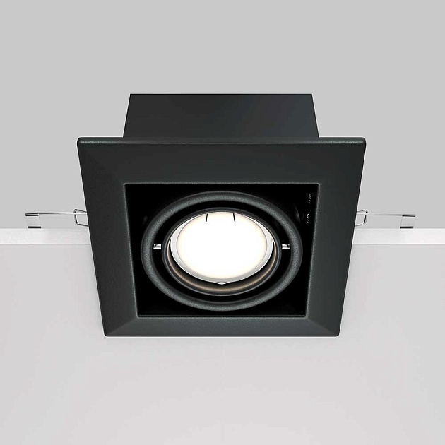 Встраиваемый светильник Maytoni Metal DL008-2-01-B фото 3