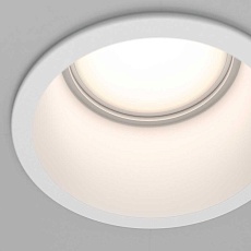 Встраиваемый светильник Maytoni Reif DL049-01W 1