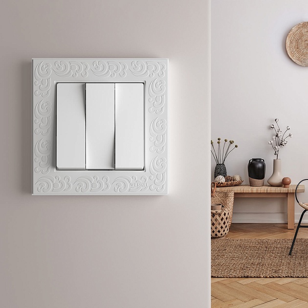 Выключатель трехклавишный Werkel белый W1130001 4690389155246 изображение 4 Выключатель трехклавишный Werkel белый W1130001 4690389155246 Фото № 4