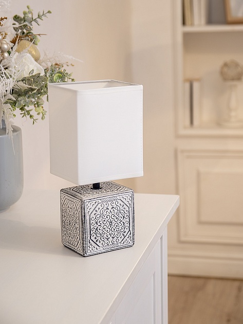 Настольная лампа Lucia Пьемонт 505 4606400512769 изображение 2 Настольная лампа Lucia Пьемонт 505 4606400512769 Фото № 2