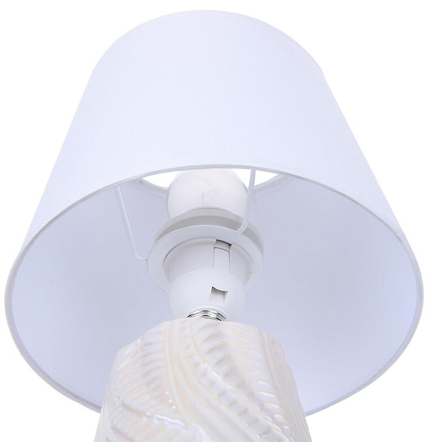 Настольная лампа Lumion Classi Sinna 8212/1T Фото № 4