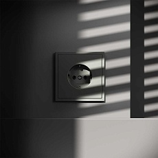 Розетка встраиваемая Voltum S70 с заземлением 16А, (титан) VLS040106 5